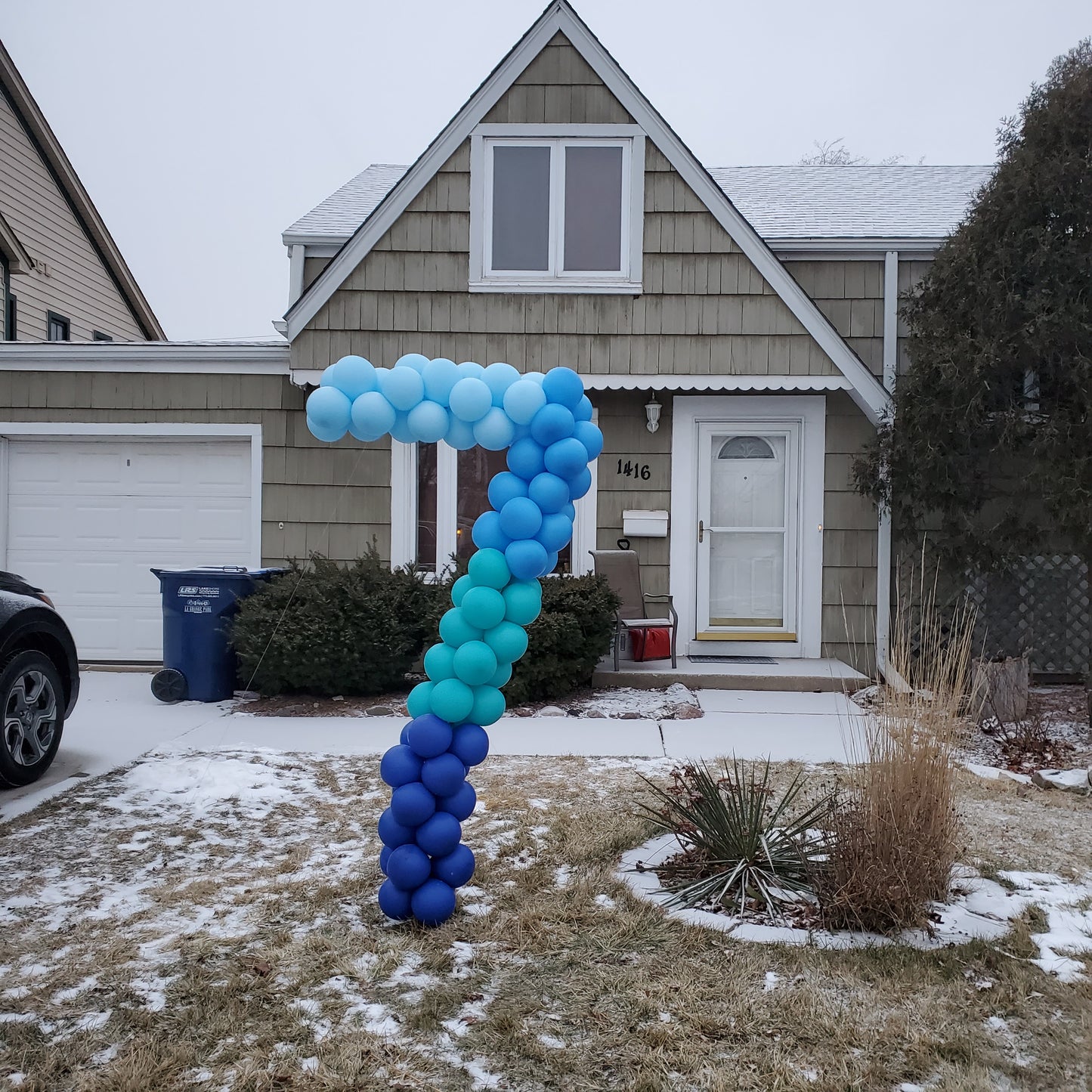 Yard Balloon Numbers