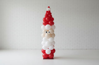 Balloon sculpture of Santa
