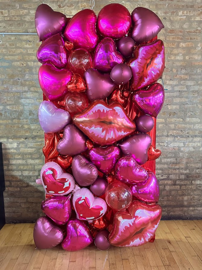 Valentine Hearts & Lips Wall