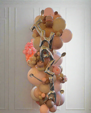 Just Desserts Free Standing Garland