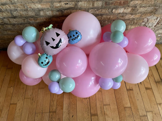 Pink-o-Ween Mini Garland